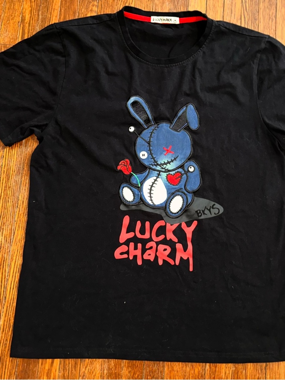 Lucky Charm Men’s Medium BKYS Bunny Black Short Sleeve Embroidered T-Shirt